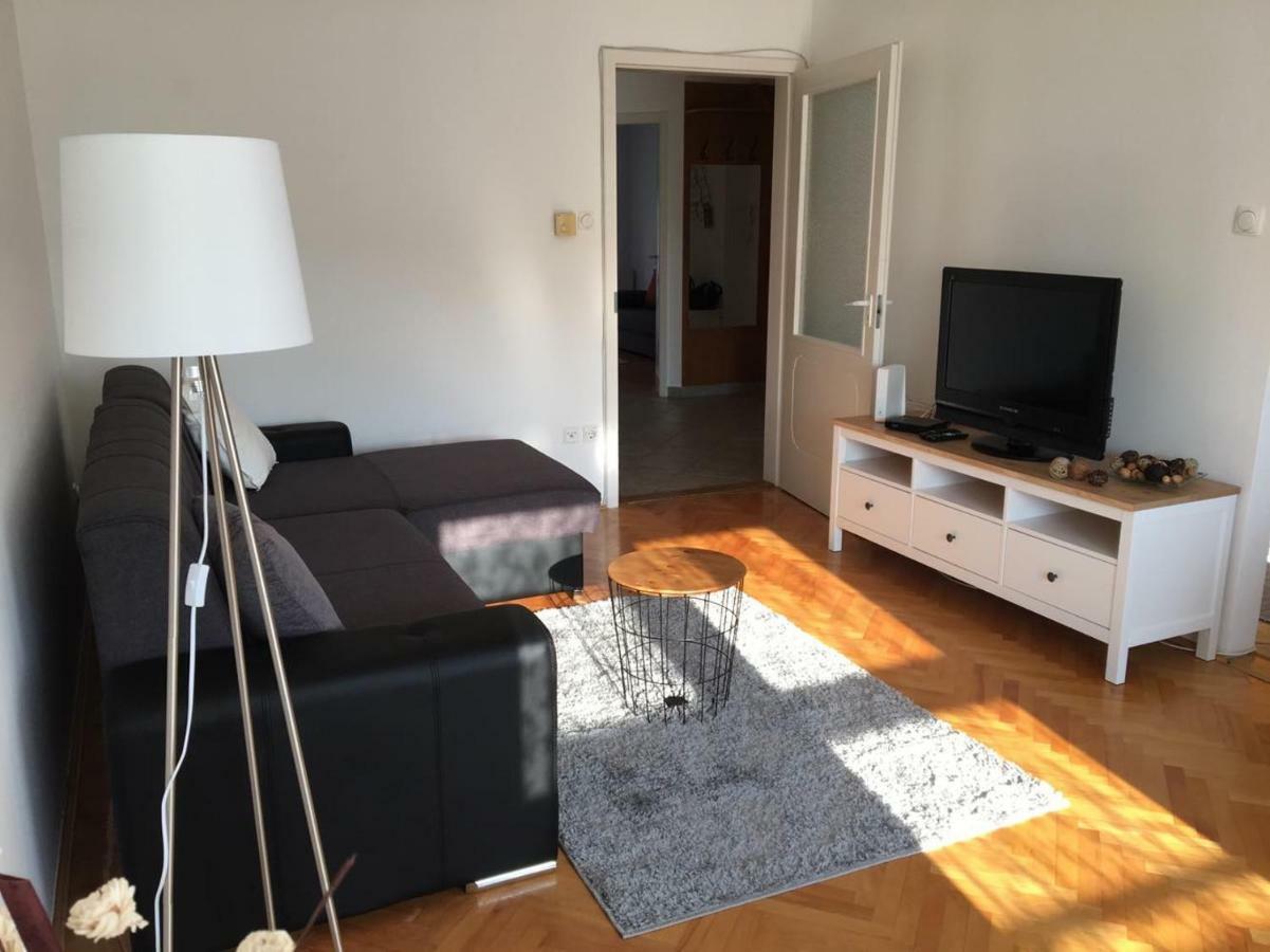 Gold Apartment Sopron Exterior foto