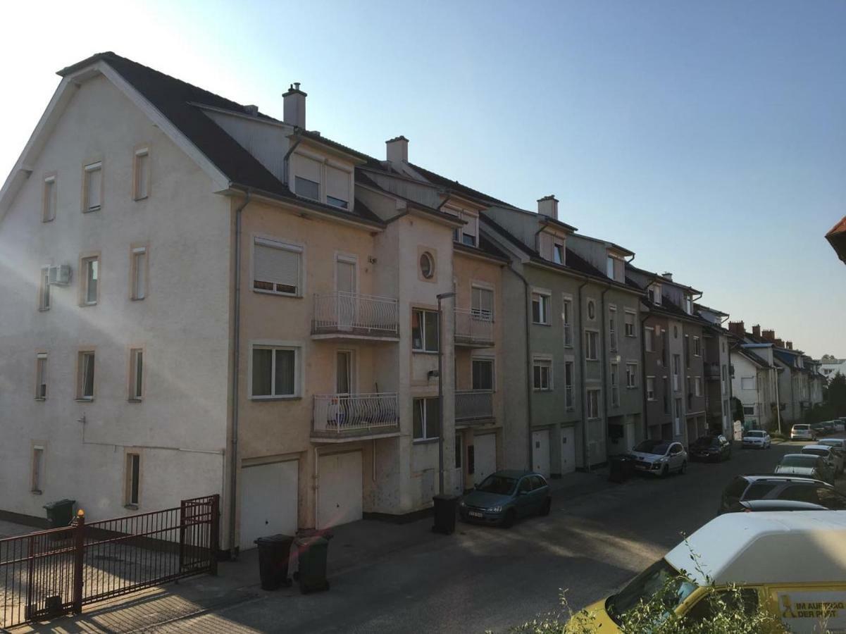 Gold Apartment Sopron Exterior foto